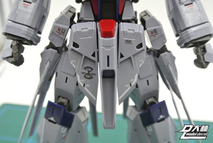 DL Model Water-Sliced Decals S12 Providence Gundam