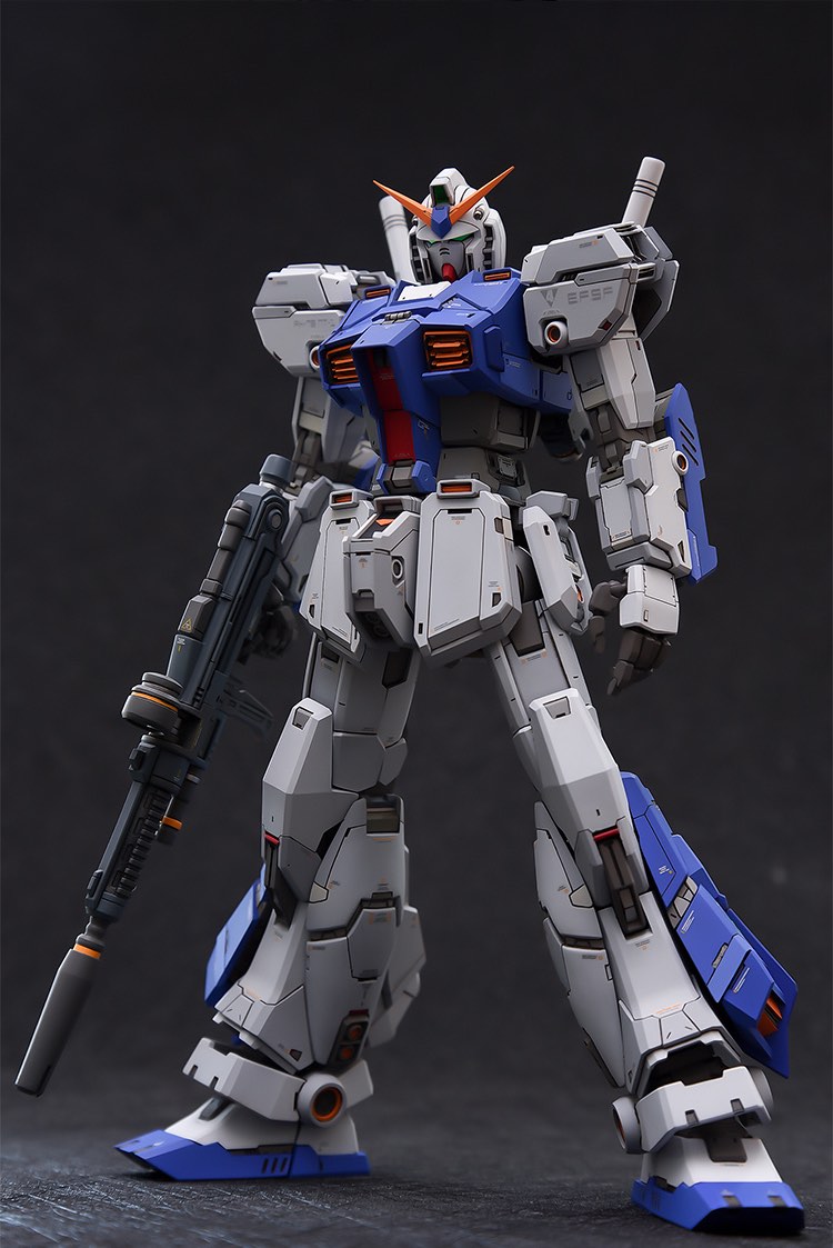 Infinite Dimension 1:100 NT-1 Gundam Conversion Kit