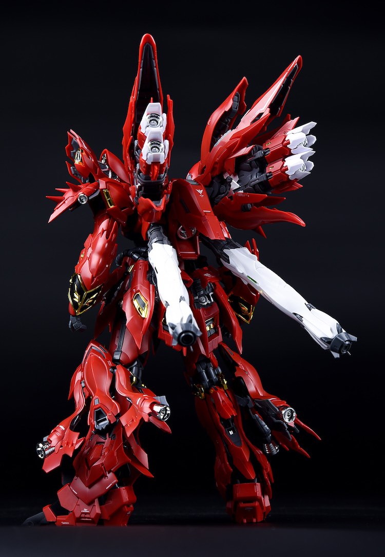 Takumi Studio 1/100 Sinanju Plastic Conversion Kit