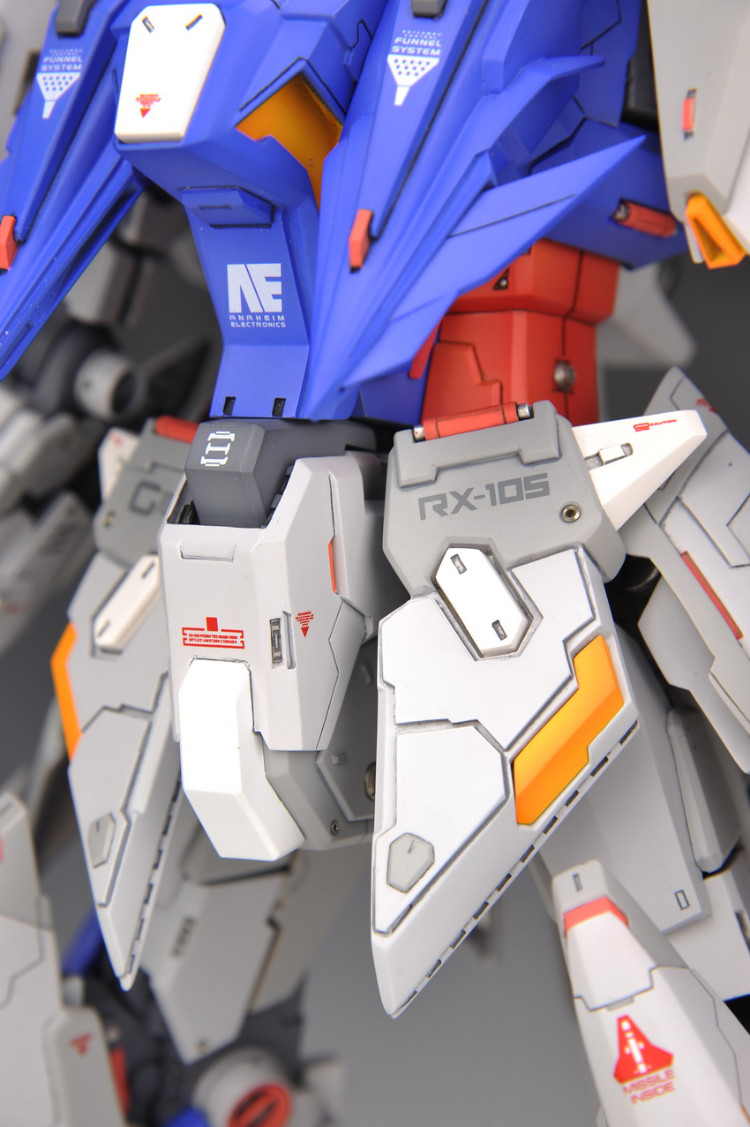 UC 1/72 RX-105 Xi Gundam ver.TempoLung Full Resin Kit