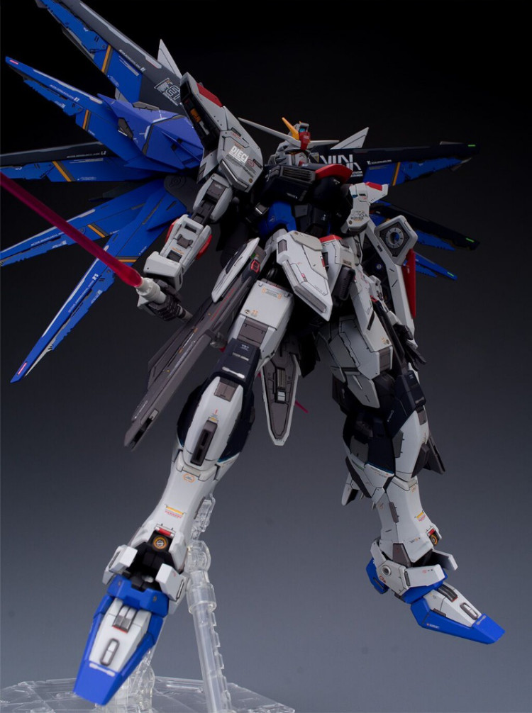 Maniac Studio 1/100 Freedom Gundam 2.0 Conversion Kit (Reissue)