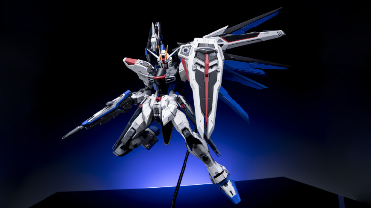 EA Studio 1-100 Freedom Gundam 2.0 Conversion Kit