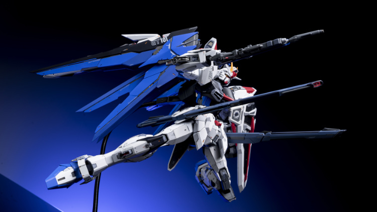 EA Studio 1-100 Freedom Gundam 2.0 Conversion Kit